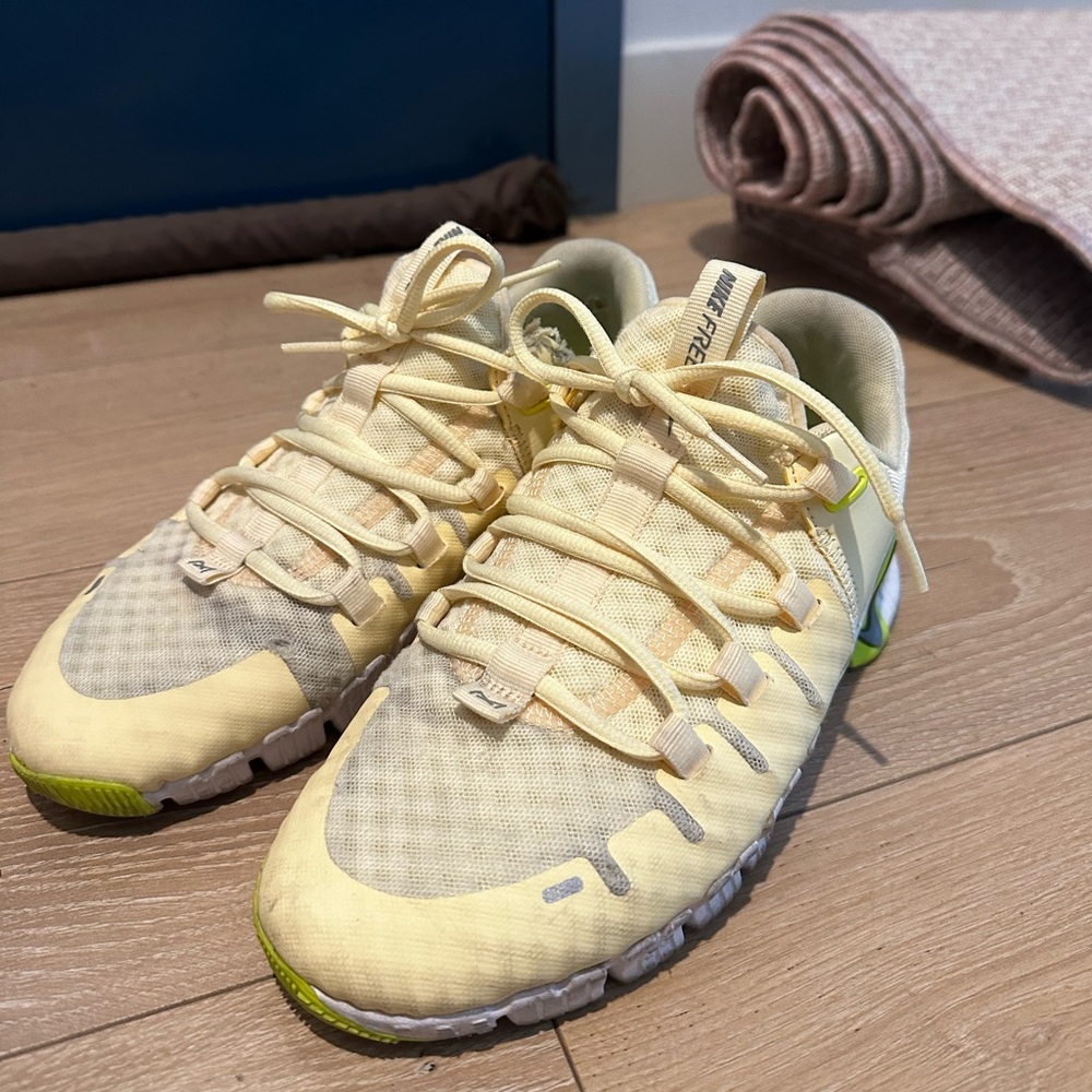 Nike Free Metcon Size 9
